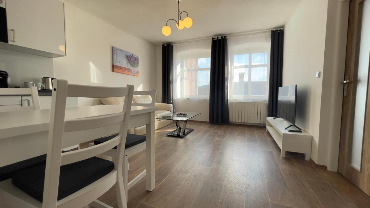 R&J apartmány Broumov Exterior foto